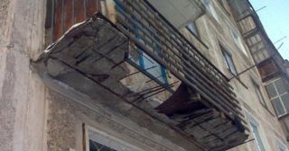 Демонтаж балкона Сибай, цена от 2984 руб.